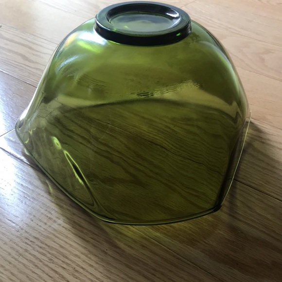 Vintage Anchor Hocking Olive Green Glass Serving Bowl - Picture 8 of 9